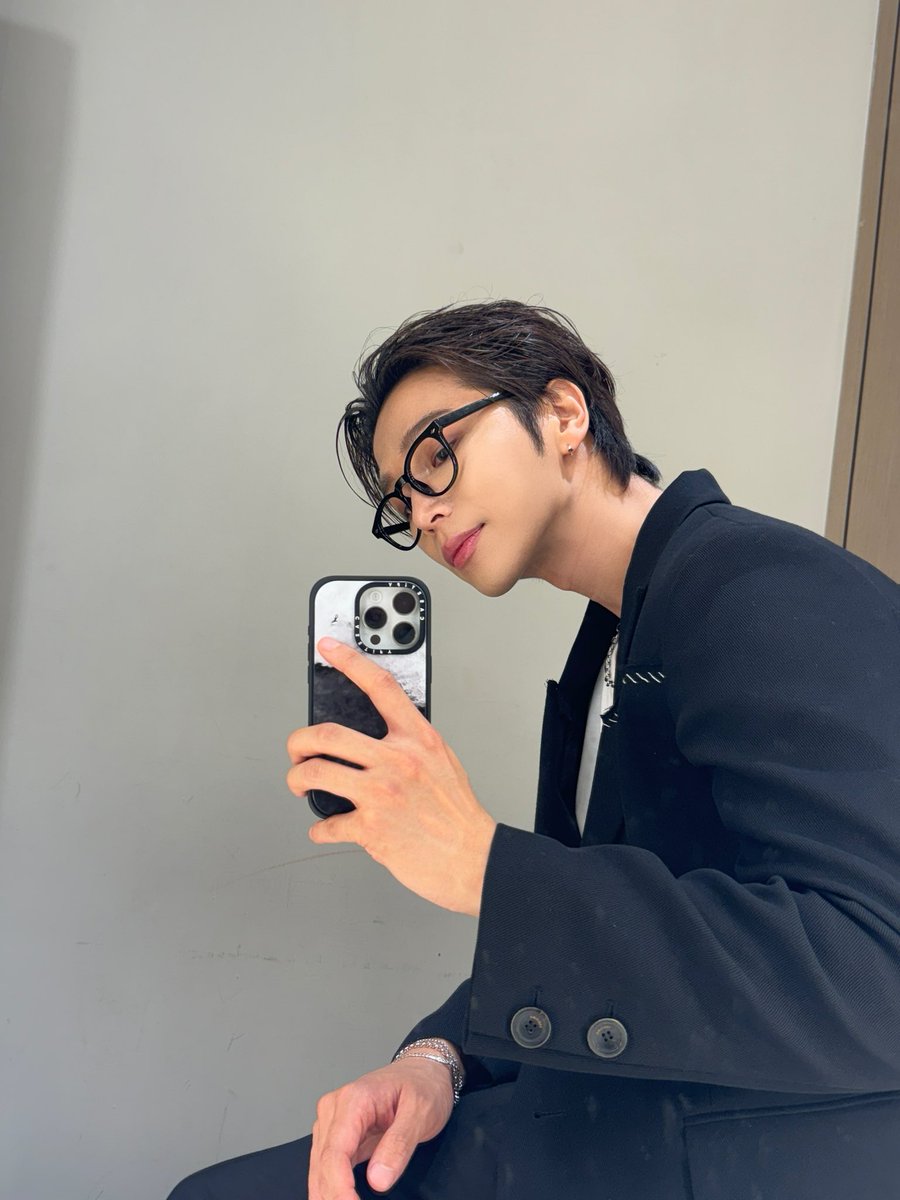 ireahand_'s tweet photo. 행복했던 시간이었습니다
또 만나🖤 https://t.co/YKahRnNOjN