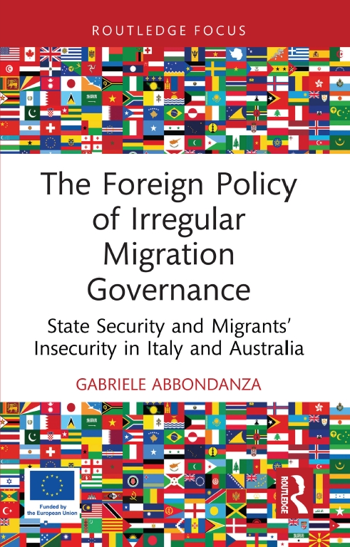 Dr_G_Abbondanza's tweet image. New book alert! "The foreign policy of irregular migration governance: state security and migrants' insecurity in Italy and Australia"
Published by @RoutledgeBooks in Open Access: doi.org/10.4324/978103… 📖
#IrregularMigration #ForeignPolicy #Italy #Australia
A short 🧵