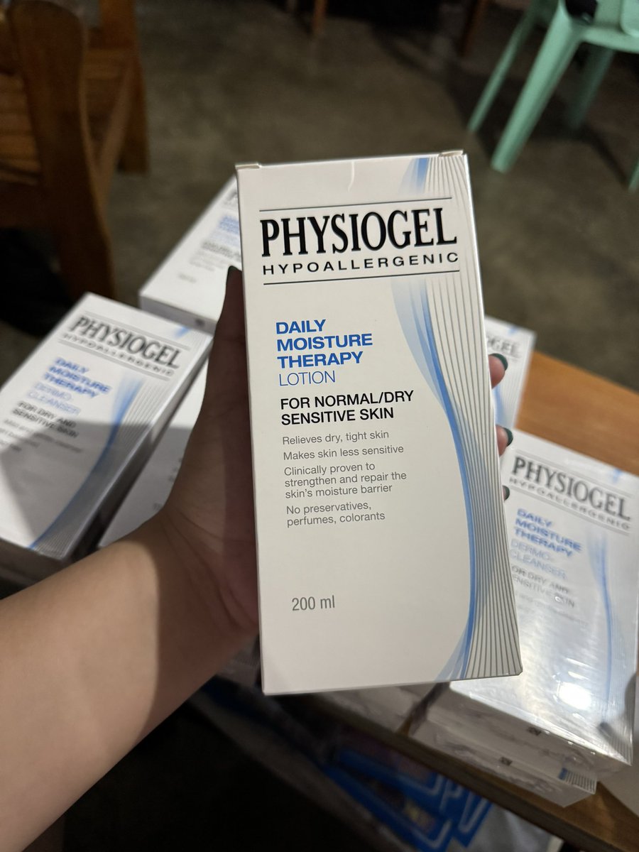 suijaneperez's tweet photo. WTS LFB PH 🇵🇭

PHYSIOGEL X BYEON WOO SEOK

~ PAYO 
~ DM for orders

🔵 Physiogel DMT Cleanser 150ml - ₱350
🔵 Physiogel DMT Cleanser 500ml - ₱900
🔵 Physiogel DMT Lotion - ₱790

📌 1 item + 1 BWS poca

#ByeonWooSeok #byeonwooseokph #wooseok #LovelyRunner #LovelyRunnerPH https://t.co/XtDpx2YUVB