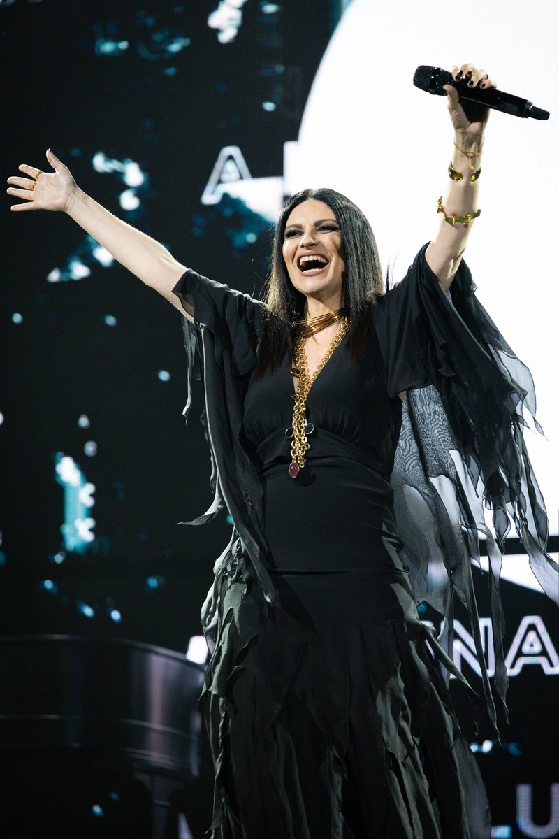 LauraPausini's tweet image. Thank You New York 🗽

Watch my new reel on my Instagram page 🎤👁️👋