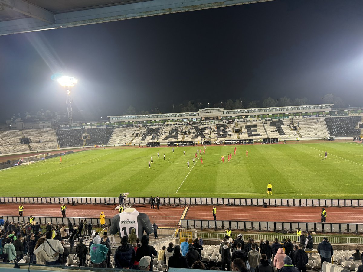 RicardoG232's tweet photo. 📍 Belgrado weekend 🇷🇸
• Radnicki 1923 1-1 FK Cukaricki
• Partizan 4-1 T. Odzaci
Lekić & Kecojević, míticos ⚡️
Nikola Bukumira #RGplayer ⚽️ https://t.co/1RPXboAOTy