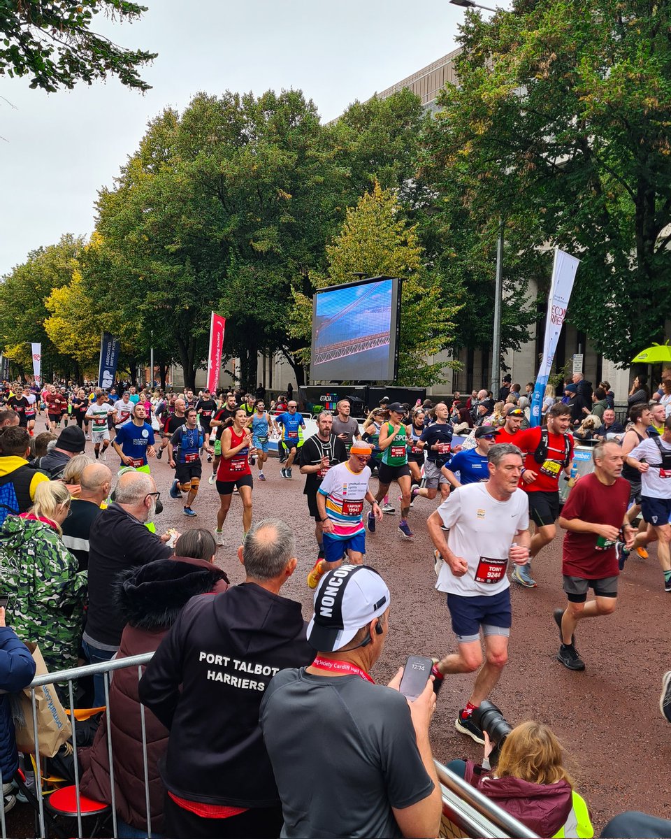 CARDIFF HALF 2024! 🏅

1:34:45 ⏱️

Over 5 minutes shaved off last year’s time, and I honestly felt stronger than ever (can we go again?!) 🏁

The energy was unreal. The streets of Cardiff were alive with thousands of spectators - it was electric ⚡️

<a href="/Run4Wales/">R4W 🏃🏴󠁧󠁢󠁷󠁬󠁳󠁿</a> 
<a href="/CardiffHalf/">Cardiff Half 🏴󠁧󠁢󠁷󠁬󠁳󠁿</a>