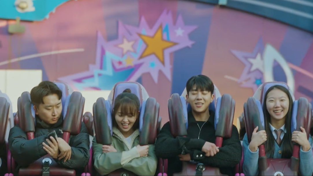 PanGirlnim's tweet photo. Hongju and Hooyoung I mean Sso and Jonghyeop 🤭

-thanking the editors for including these shots where we see their real reaction in the ride 😂 https://t.co/JF4qkH0EtJ
