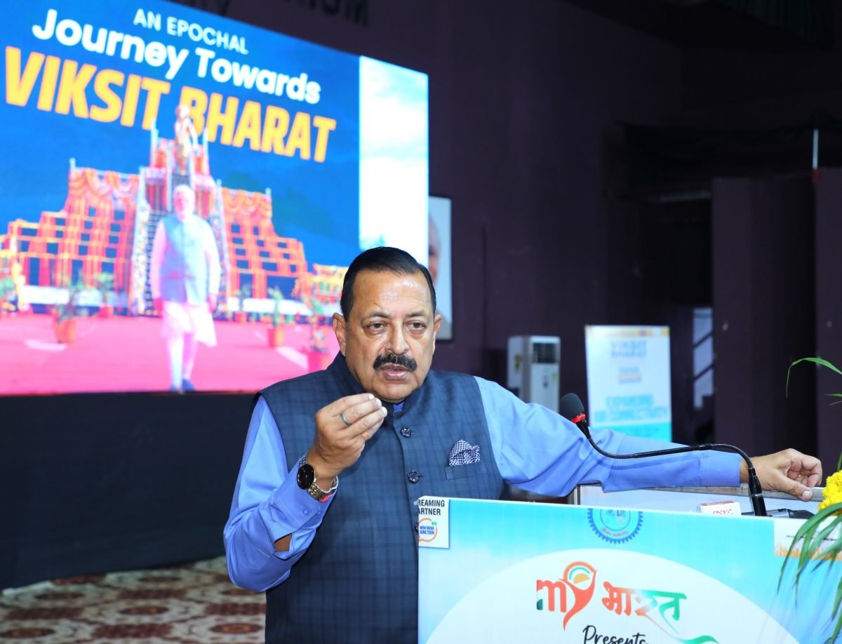 airnews_hyd's tweet image. అంతరిక్ష రంగంలో అంకురా పరిశ్రమలను ప్రోత్సహించేందుకు వెయ్యి కోట్ల రూపాయలను వెంచర్ ఫండ్ కి కేటాయించామని శాస్త్ర సాంకేతిక పరిజ్ఞాన శాఖ మంత్రి @DrJitendraSingh చెప్పారు. #Space #startups #100daysofmodi3 (Contd 👇)