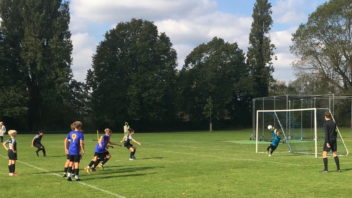 PackaginMan's tweet photo. Amazing save from #GKidmax playing in goal for @canterburySFA v @dover_fa @kentschools_fa amazing penalty save but not the result we wanted #SchoolFootball #Football #PenaltySave #Just11 https://t.co/lyHiZk5CNt