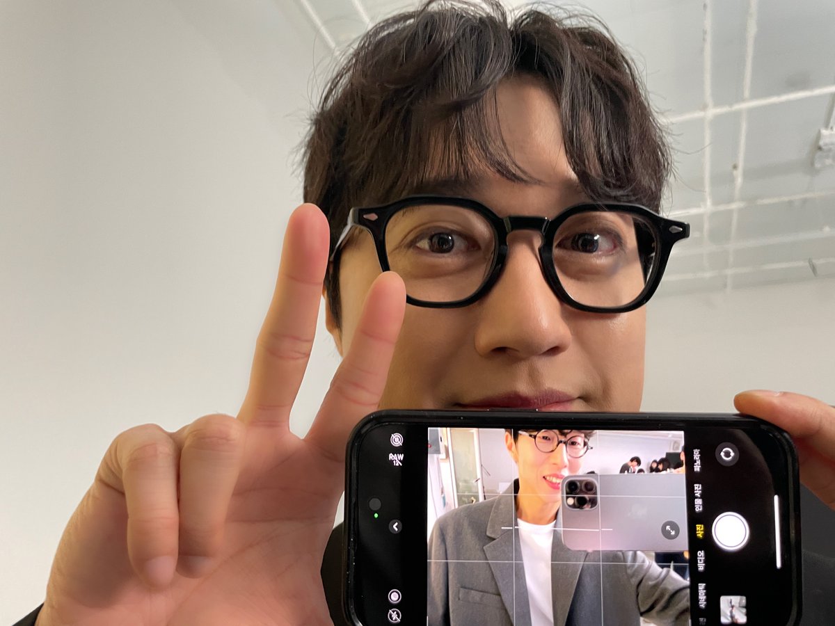 결과물.jpg

<a href="/pptnznoshel/">이장원 (Edward J Lee)</a>
#페퍼톤스 #PEPPERTONES
#신재평 #이장원 
#ShinJaePyung #LeeJangWon
#하드털이 #펩톤프레스