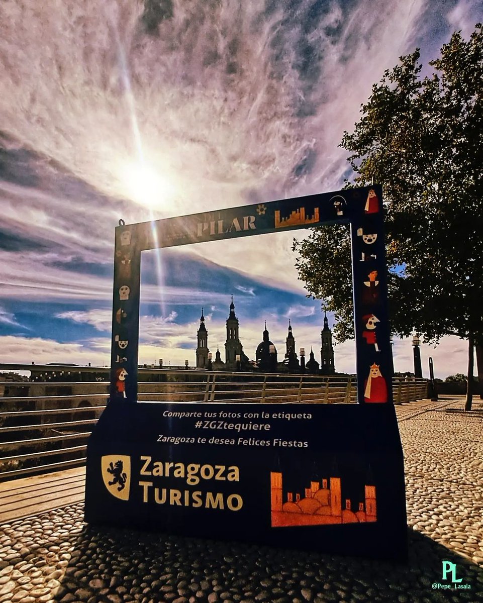 Vous profitez des Fêtes du #Pilar24 à #Saragosse ?

Immortalisez votre passage en prenant une photo souvenir à notre photocall, installé au Balcón de San Lázaro 🤳. 

N’oubliez pas de nous identifier dans vos publications 😊 #VisitSaragosse

📸 IGlas_cosas_de_zaragoza

#Pilar24