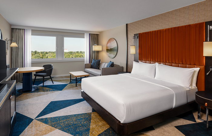 THDP creates a sanctuary for guests at Hilton Vienna Waterfront, where they can unwind and enjoy the beauty of their surroundings while experiencing the highest standards of hospitality.

Take a closer look! ➡️ loom.ly/7JdnasI

#coommercialinteriors