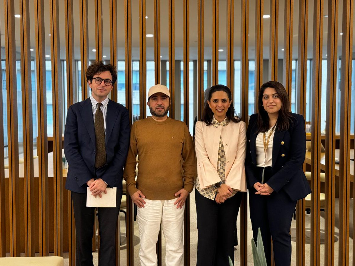 EHRAUAE's tweet photo. تشرفنا  بمقابلة السيدة غسق شاهين
 نائب المندوب الدائم لي البعثة الدائمة للإمارات العربية المتحدة لدى الأمم المتحدة نيويورك https://t.co/iJwl8c37ge