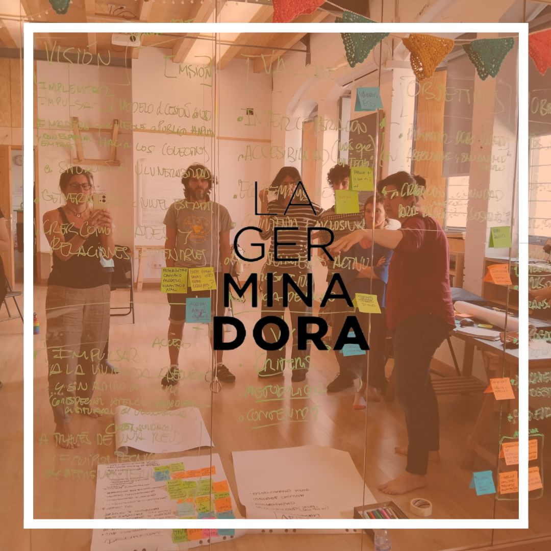 🤝 Otro de los valores que defendemos en La Germinadora es la ausencia de lucro. En el contexto crítico que nos envuelve consideramos indispensable que la vivienda sea promovida desde entidades no lucrativas y afines a los valores de la economía social y solidaria.