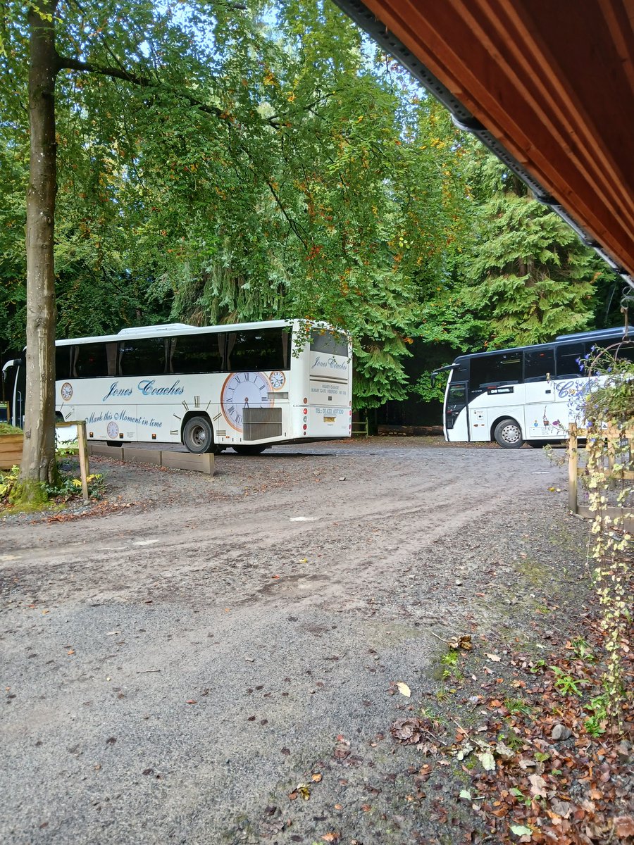 More schools arriving for activity days! #schooltrip #Herefordshire #oakerwood