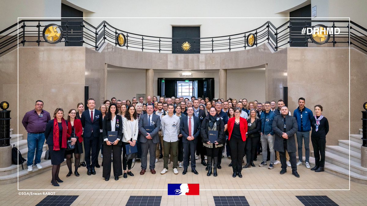 ThibautVanssay's tweet image. #AmbassadeursCivils2024 
🌟 Heureux de participer au séminaire des ambassadeurs #Civils #Défense au @MuseeAirEspace
Devenir Civils de la Défense, c&apos;est rejoindre une communauté humaine et engagée de 65 000 civils où chacun est essentiel pour protéger et servir.