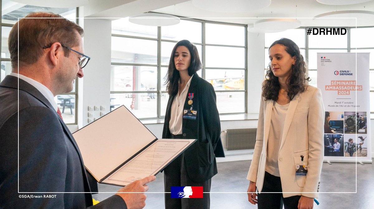 ThibautVanssay's tweet image. #AmbassadeursCivils2024 
🌟 Heureux de participer au séminaire des ambassadeurs #Civils #Défense au @MuseeAirEspace
Devenir Civils de la Défense, c&apos;est rejoindre une communauté humaine et engagée de 65 000 civils où chacun est essentiel pour protéger et servir.