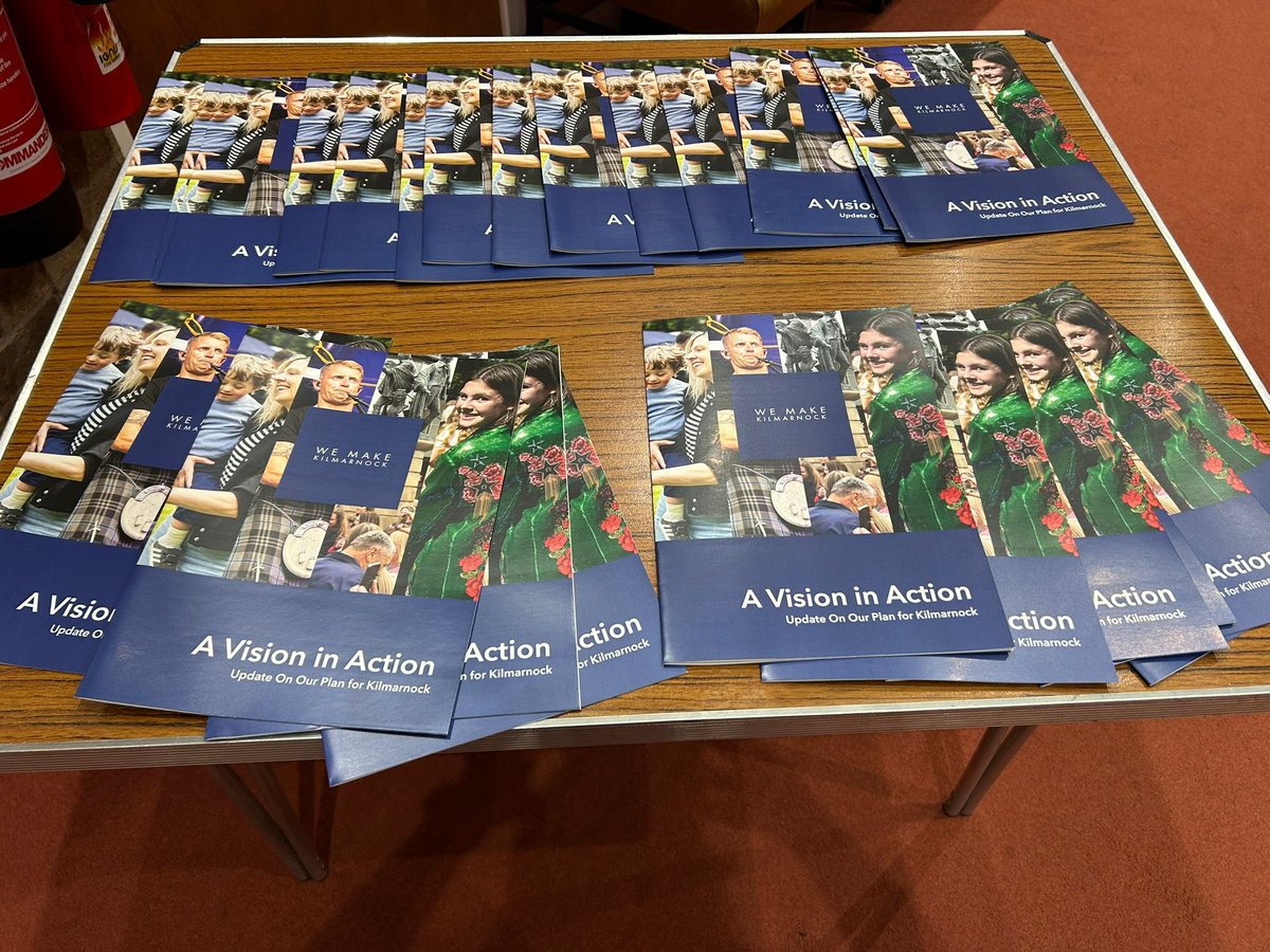 MakeKilmarnock's tweet photo. We're at the Howard Centre until 4pm today. Pop in and see us for an update on our plan. Speak to the team and share your thoughts...goody bag and brochure included😉🐿️  #wemakekilmarnock https://t.co/lHrboS196v