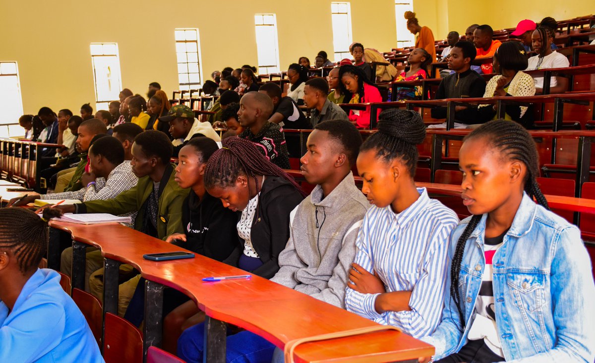 On Saturday, October 5th, 2024, @CCCAM_UoEm  held a successful workshop focused on empowering young people with knowledge and opportunities to build resilience against the impacts of climate change, particularly in the urban informal settlements. 🌱✨
 #Youth4Climate #Resilience