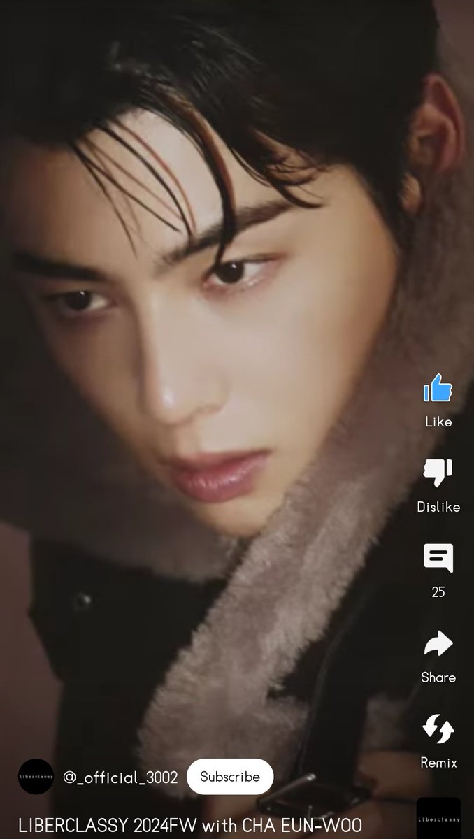Graciad19's tweet image. A blessed Monday! Thank you Eunwoo-ssi! 🤭😍

#LiberClassy #lguplus #WKOREA 
#CHAEUNWOO #차은우 
@CHAEUNWOO_offcl