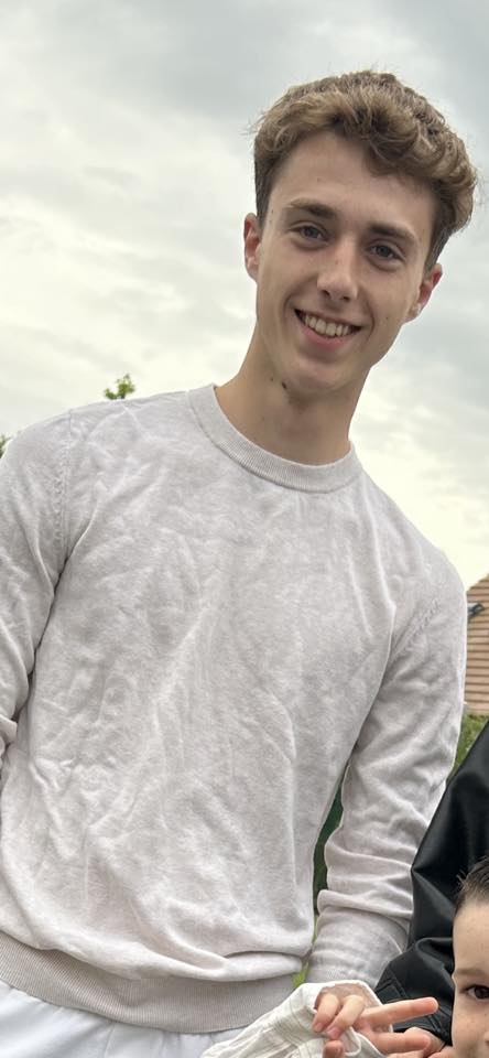 76actu's tweet image. 🔵 Owen a disparu en sortant de boîte de nuit ce weekend à #Rouen. Ses proches sont très inquiets. L&apos;avez-vous vu ?

➡ actu.fr/normandie/roue…