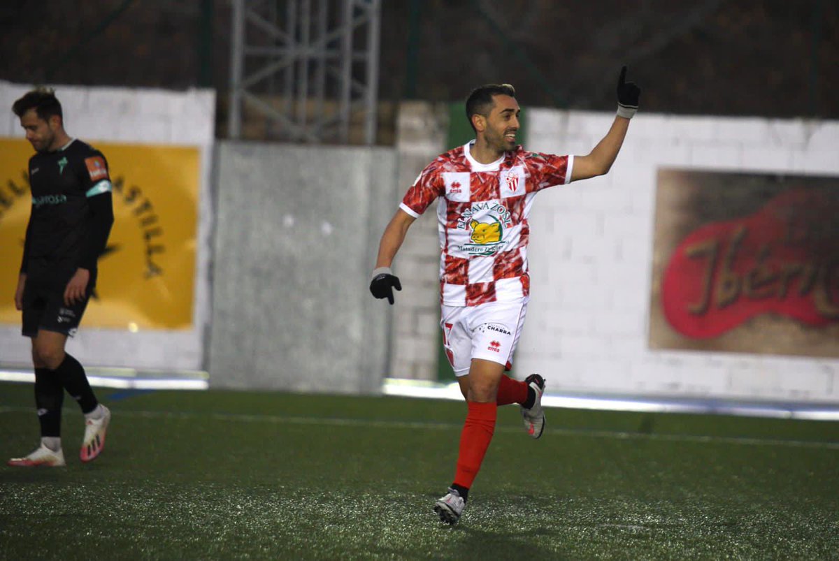 Ha sido un lujo pertenecer a la historia de del club que tantas alegrias me diò.!!!
#50añosdehistoria <a href="/clubdepguijuelo/">Club Deportivo Guijuelo</a>