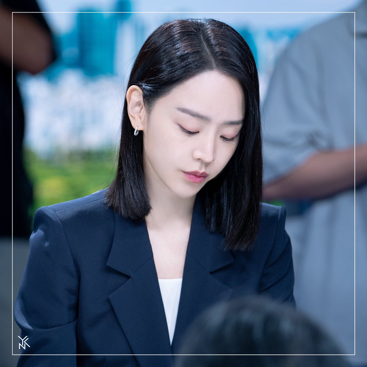 YNKentofficial's tweet image. [📝] #와엔케POST
#신혜선 #나의해리에게

신혜선이 완성시키는 ‘주은호’ ‘주혜리’의 캐릭터📝

아기다리고기다리던
&amp;lt;나의 해리에게&amp;gt; 1-4회 비하인드 포스트 들고왔습니다🦋

지금 바로 만나러 가실까요?

🔗 naver.me/xgNbRlh6

#ShinHaeSun #DearHyeri
#주은호 #주혜리