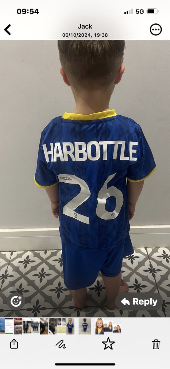 ⁦<a href="/riley_harbottle/">Riley Harbottle</a>⁩ .The little man loves  his new kit . Top man Riley .