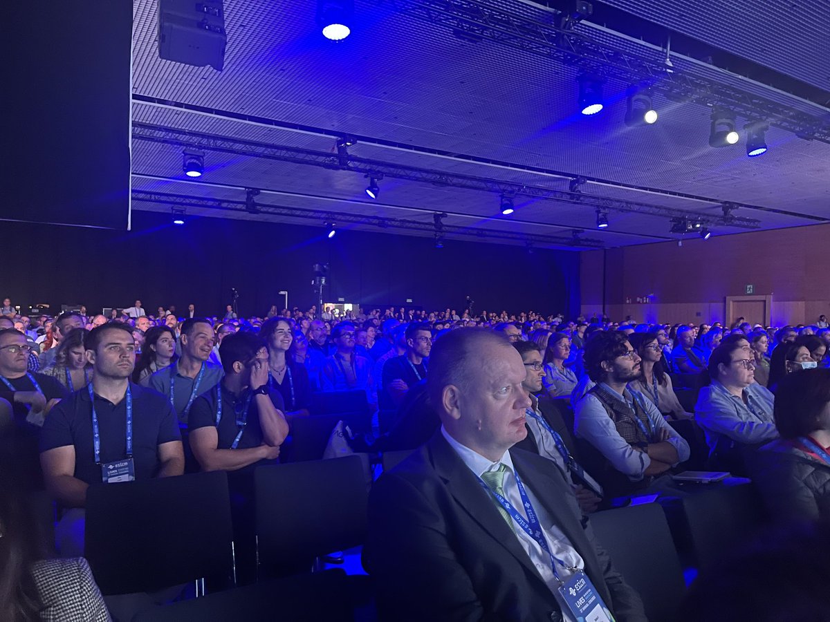 #LIVES2024 for a great session on Hemodynamics! Secure your spot in the plenary room - standing room only. See you there! <a href="/ESICM/">ESICM</a>