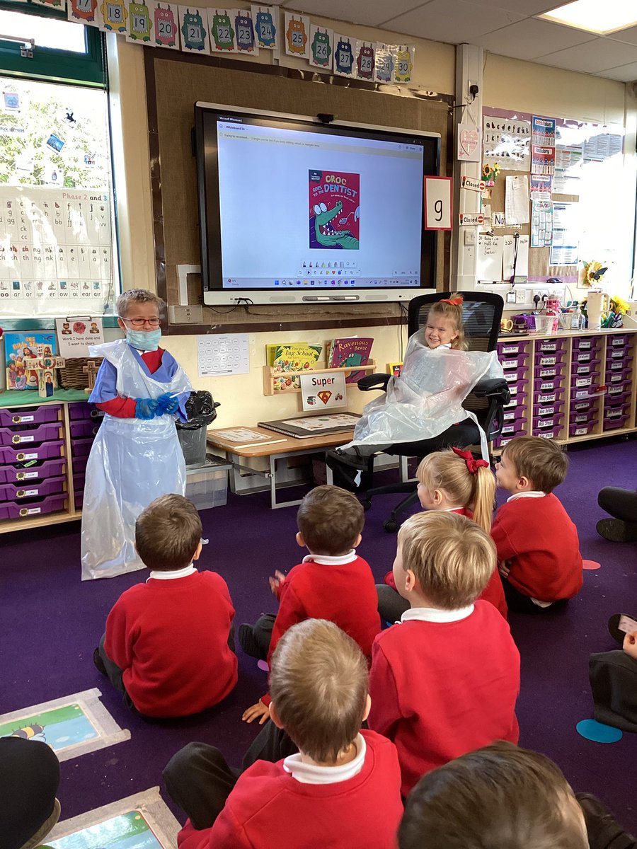 This morning we have started to talk about going to the dentist, and what they do. 
<a href="/_MrsBG/">Mrs BG</a> <a href="/stjs_staveley/">Saint Joseph's</a> #joeysUTW @joeysCL