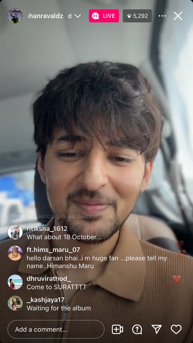 sheetal0917's tweet photo. Sunday ka beautiful live session @DarshanRavalDZ 🫠💙✨🫰🏻😘 https://t.co/EoZIUQvLLd