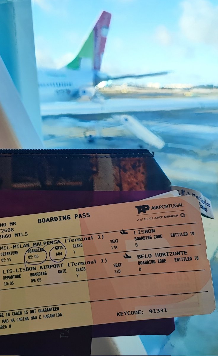 Off to Belo Horizonte 🇧🇷 for 6 months as part of a period abroad for my #PhD! I'll be doing research at the Social Computing Lab (LoCuS) under the supervision of Prof. Jussara Almeida at UFMG. Not sure if X will work again in Brazil, but see you on other platforms 🤩