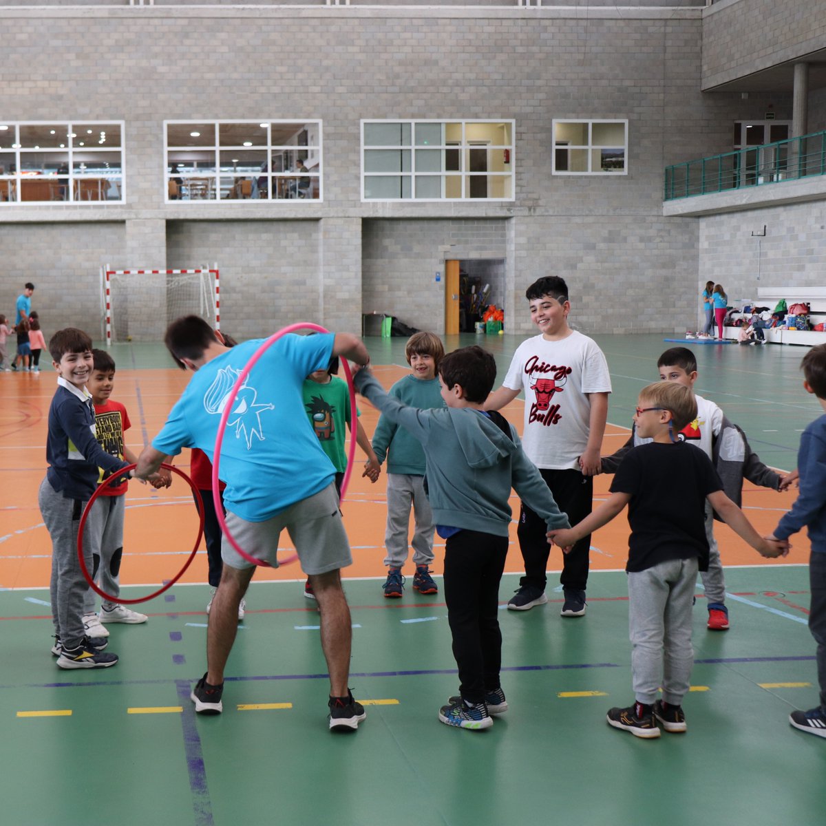 🎉 Celebra el teu aniversari a CampusEsport! 🏀🎈 Esports, jocs aquàtics, berenar i diversió t'esperen! 🥳 Reserva ja! 👉 bit.ly/aniversaris-ca…
 #AniversarisCampusEsport #DiversióSenseLímits