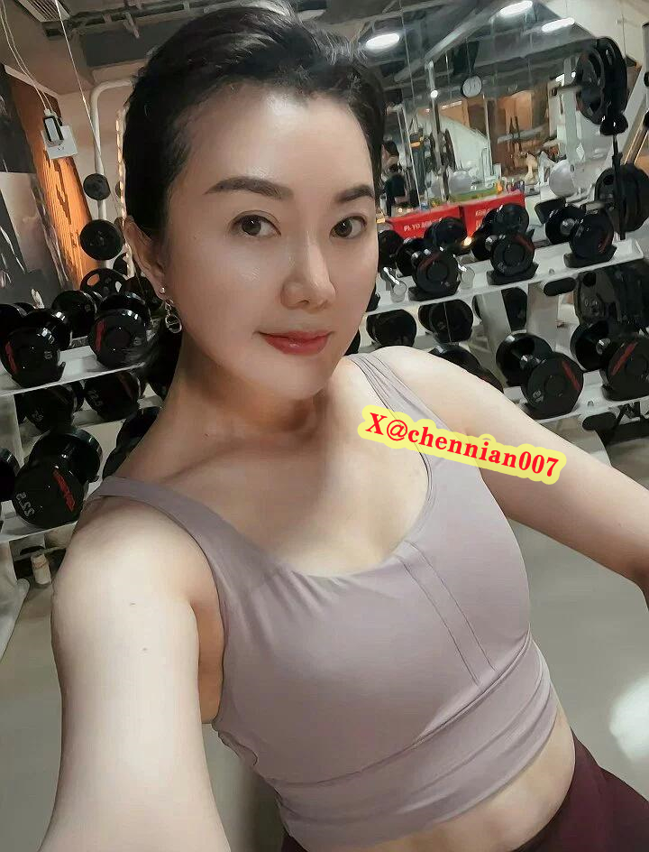 喜欢健身的阿姨 香汗淋漓😋 https://t.co/uPyGroKRG1