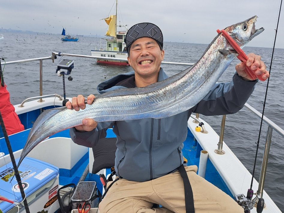 Anglersdreamcup's tweet photo. 10/6 ANGLERS DREAM CUP -タチウオチャレンジ- 釣果速報❗️

深川吉野屋からの釣果🎣
ドラゴンが釣れて最高の笑顔☺️
最高の釣果は最高の笑顔につながりますよね✨

ANGLERS DREAM CUPの開催期間本日まで❗️

深川吉野屋
https://t.co/5DXKic4jpT https://t.co/kFlYE8GNla