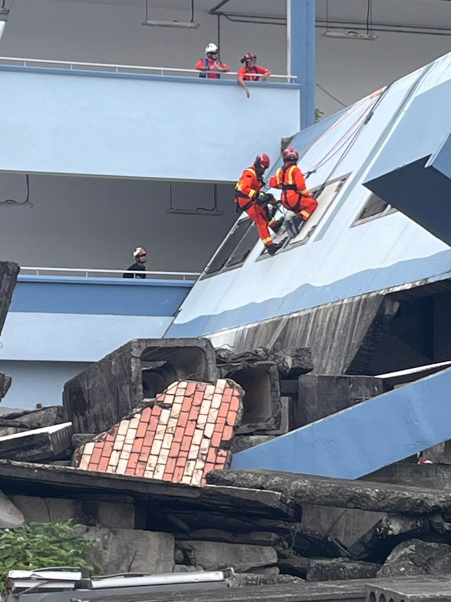 Our #UKISAR team has just returned from a Medium Exercise in Singapore! 🇸🇬 The exercise ensured team members are deployment-ready, while newer members gained vital experience in overseas operations. Training focused on operating effectively in challenging heat &amp; humidity.