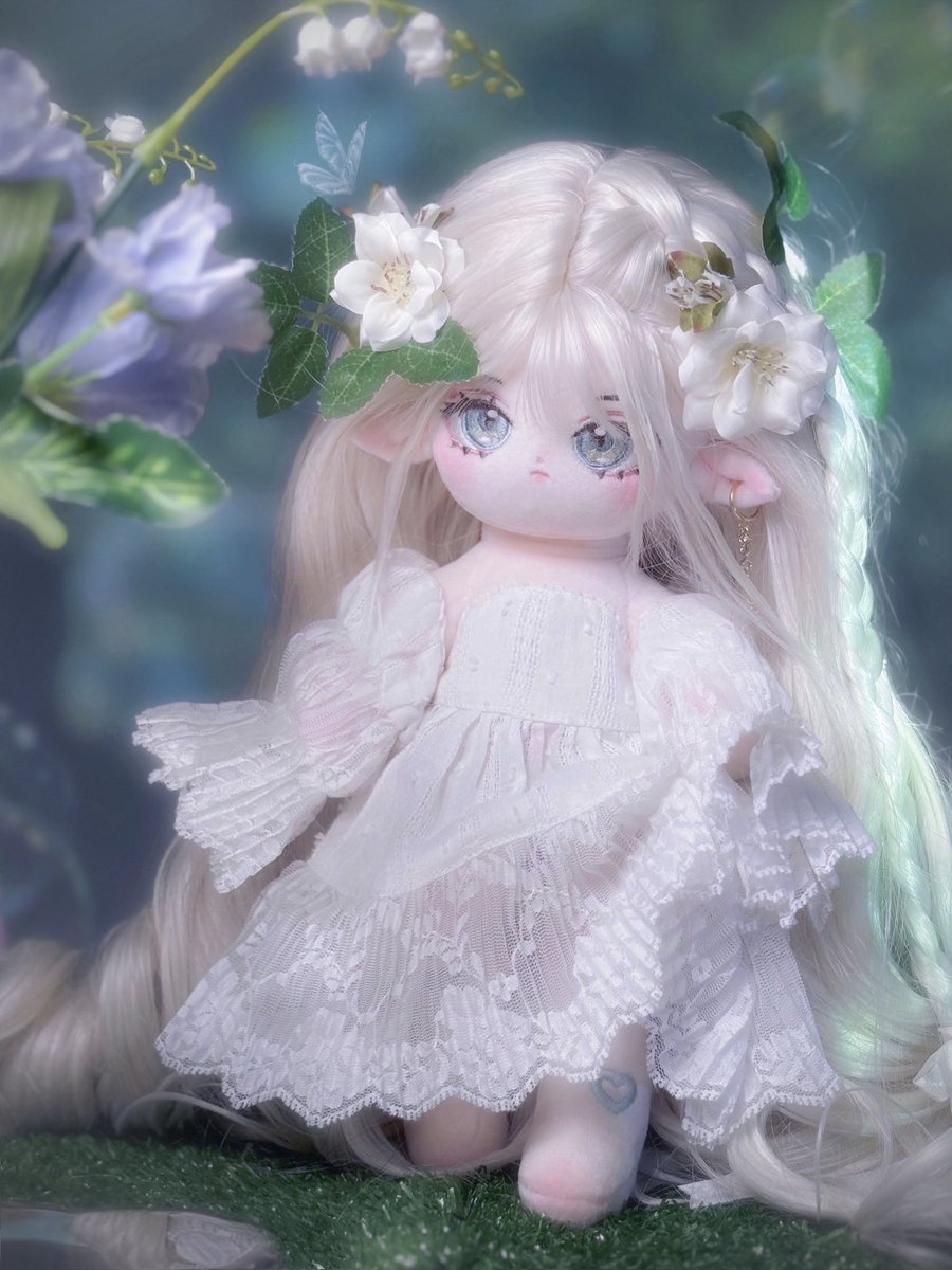 Just for a minute 🌿

#studiofluffy