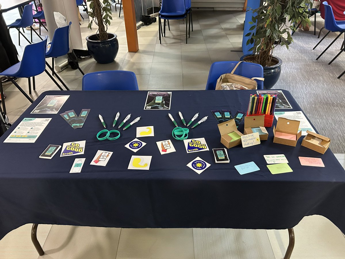 First event as part of #WorldMentalHealthDay this week! Here at @RugbyColWCG , I have a stand for all things #Kooth 😊

I love that although the day itself isn’t until Thursday, so many education settings are putting on awareness events all week 👏🏻
#warwickshire #wellbeing
