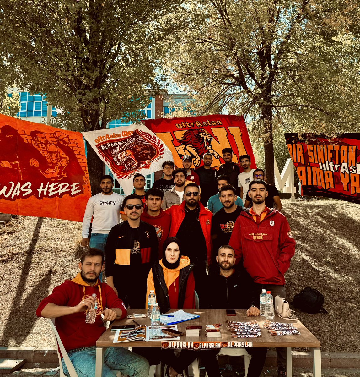 THE LORD OF THE CAMPUSES!

Üniversitemizin düzenlemiş olduğu Stant Günlükleri kapsamında standımız gün boyu Kongre Merkezi önünde açık olacaktır. Aramıza katılmak isteyen tüm kardeşlerimizi standımıza bekliyoruz.

#DoğuAnadoluBölge
#ultrAslanUNI