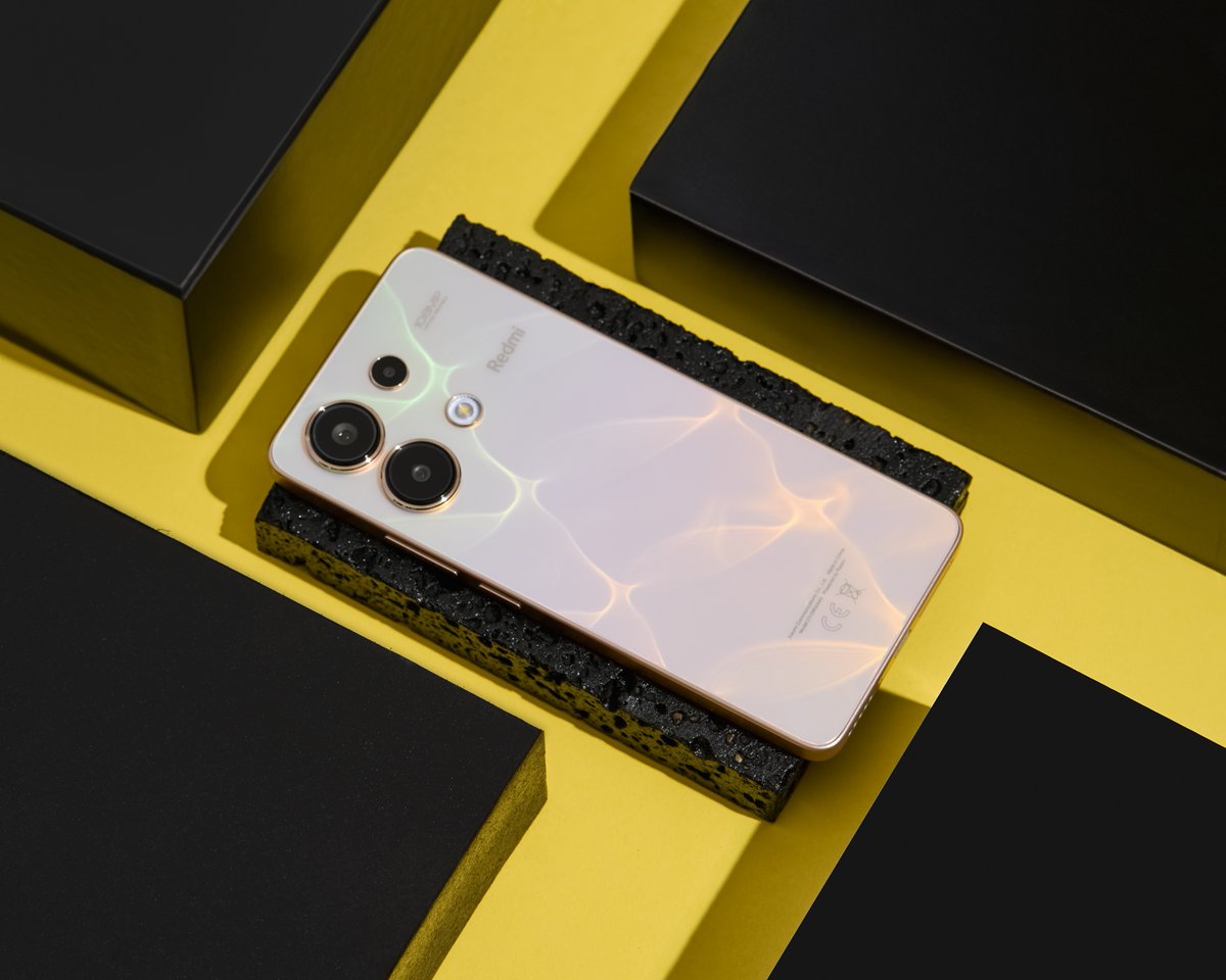 XiaomiNigeria's tweet image. The Redmi Note 13 Ocean Sunset is a total standout!🔥This color pops like no other, and with 8GB + 512GB, you have the power and storage to back it up. 💪

It is available for a RRP of N289,800!😉 

#RedmiNote13 
#OceanSunset