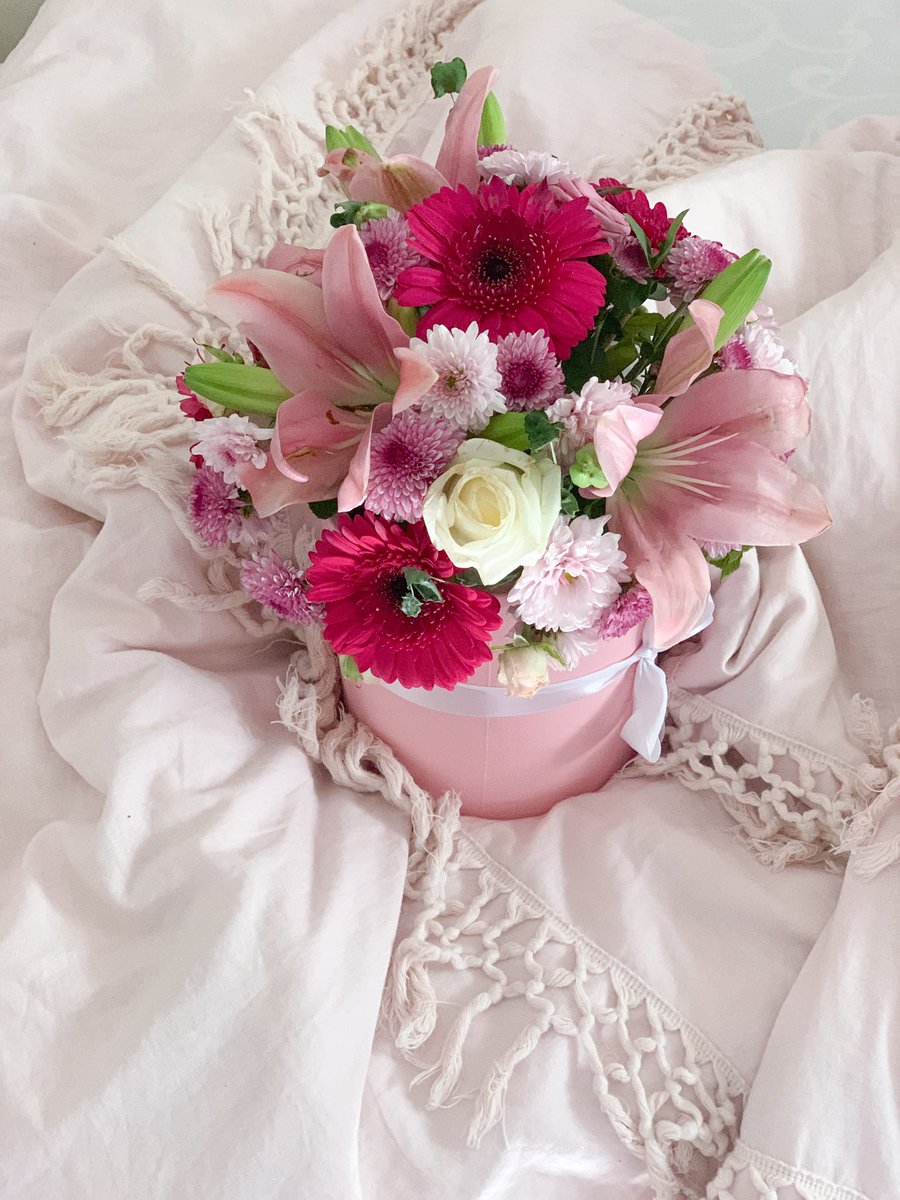 bsboosss's tweet photo. in my princess treatment era🤍🤍🤍🌷🤍💕 https://t.co/vtLbhQmWGN