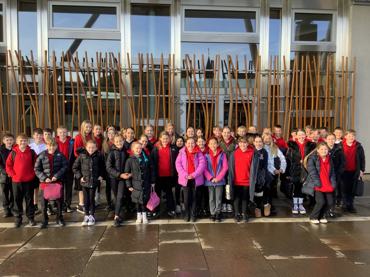 P6/7 and P7 have arrived at the Scottish Parliament for our trip.  Very excited pupils!