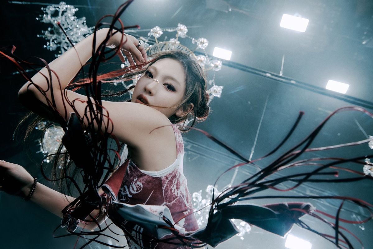 icurina's tweet image. WELCOME BACK NINGNING SCHOOL OF POSING