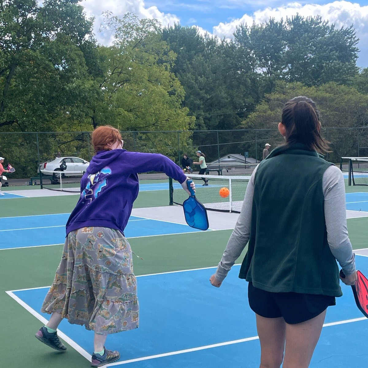 A few Ascend members from the New River Gorge area recently got together for a friendly game of pickleball. 🏓 If you’re interested in joining a close-knit community like this, check out the link in our bio to apply! 🌟
📷: Ryan T.
📍: New River Gorge