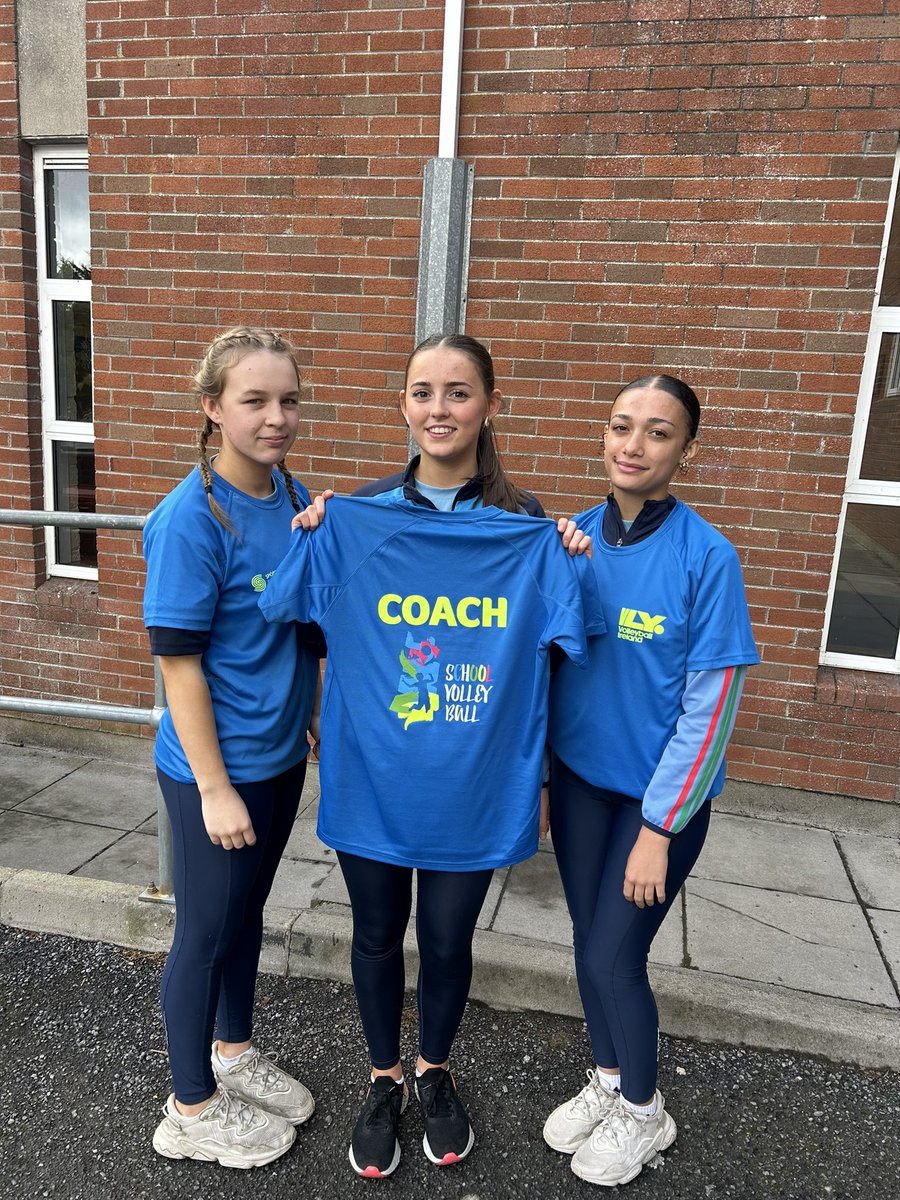 Presentation Secondary, Kilkenny (@preskilkenny) on Twitter photo 𝗤𝘂𝗮𝗹𝗶𝗳𝗶𝗲𝗱 𝗖𝗼𝗮𝗰𝗵𝗲𝘀 ✅
Congrats to our 30 TY students who qualified as primary school volleyball coaches.
This student leadership programme was facilitated by Joe Hyland of <a href="/VolleyballIRL/">Volleyball Ireland</a>
Our students look forward to coaching local primary school children🏐 𝗤𝘂𝗮𝗹𝗶𝗳𝗶𝗲𝗱 𝗖𝗼𝗮𝗰𝗵𝗲𝘀 ✅
Congrats to our 30 TY students who qualified as primary school volleyball coaches.
This student leadership programme was facilitated by Joe Hyland of <a href="/VolleyballIRL/">Volleyball Ireland</a>
Our students look forward to coaching local primary school children🏐