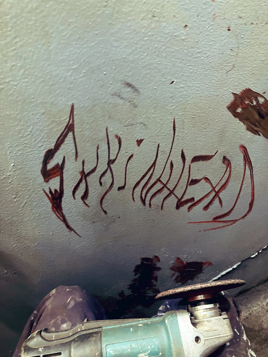 skkinheadd's tweet image. #factoryworker #sponsoreamecarhartt #suicidenets