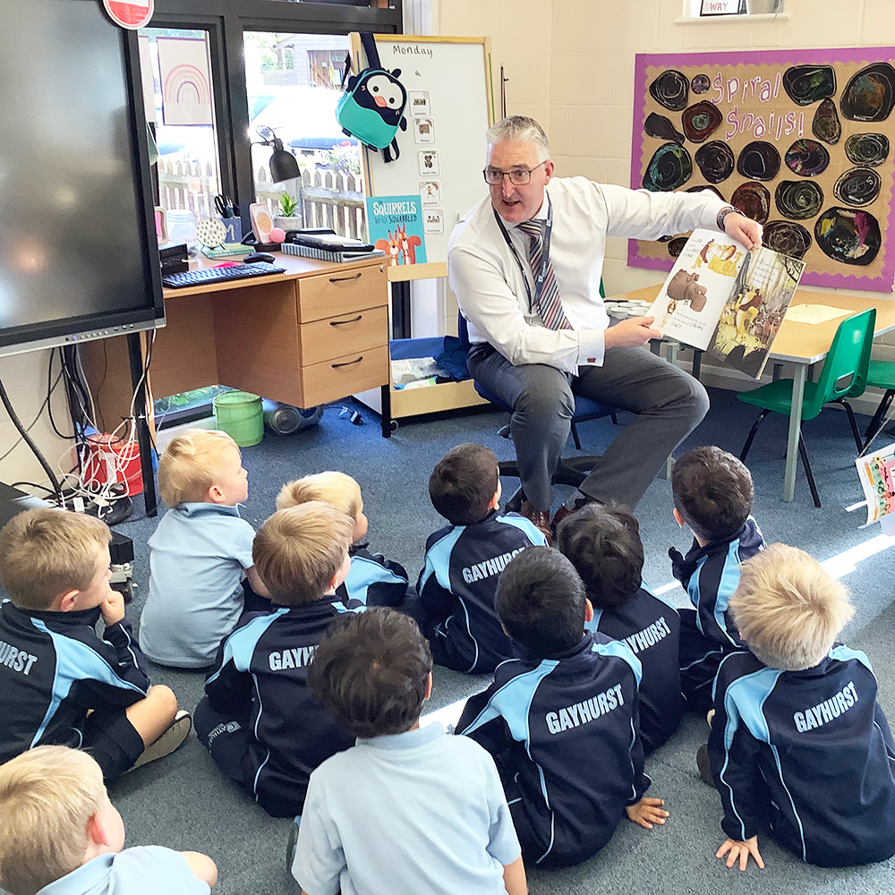 GayhurstSchool's tweet image. Nursery were super excited to have their turn with Mr Davies' story time this afternoon. A book all about courage and being brave. #headmastersstorytime #readwithme #siblingschool #ELDRIC