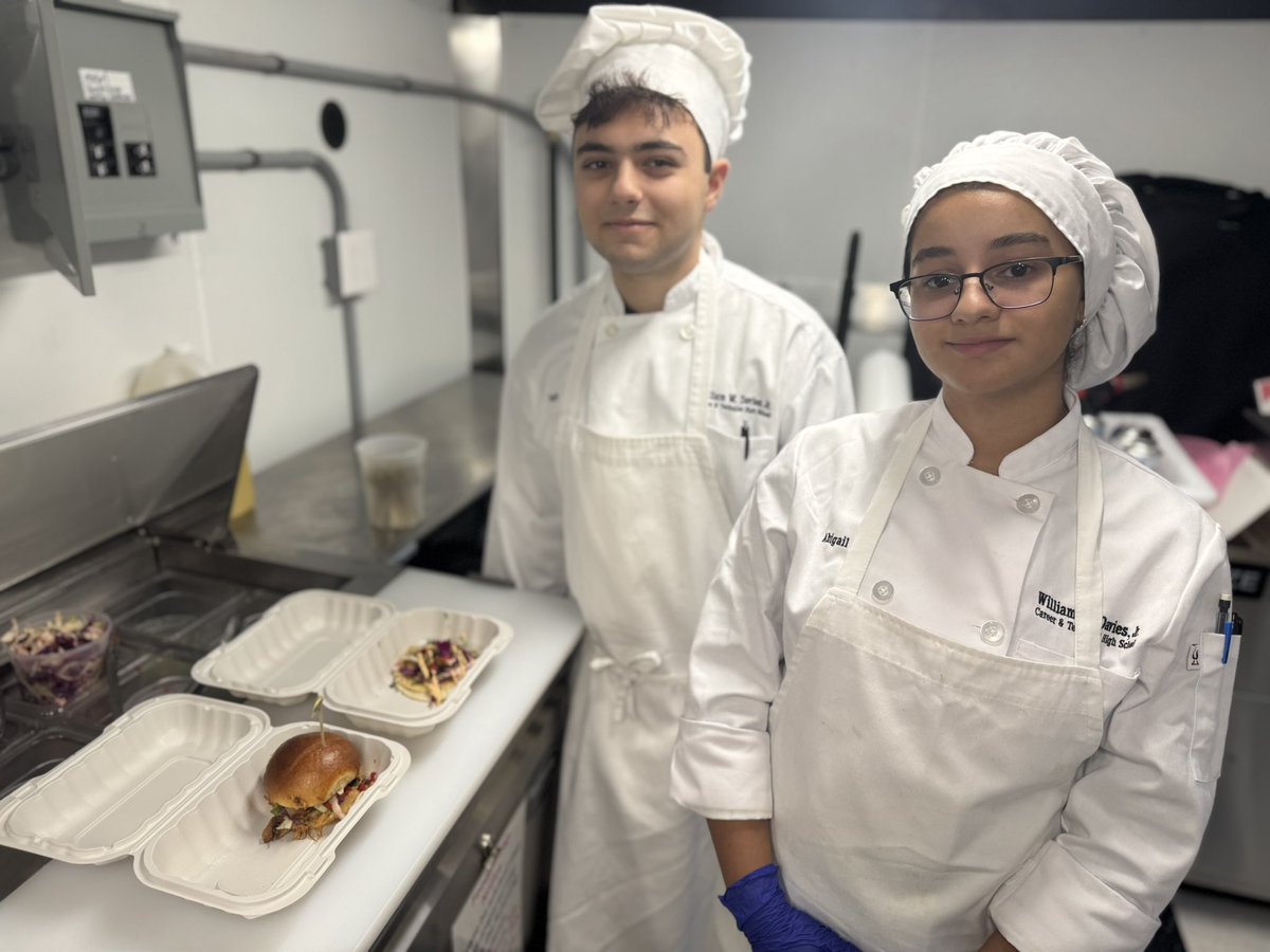 RIDeptEd's tweet image. #BehindTheScenes: Culinary students from @DaviesTechHS are at @Studio10WJAR to chef up delicious food &amp;amp; showcase their RIDE #MenuForSuccess food truck!