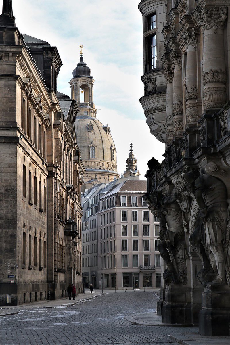 archi_tradition's tweet photo. Happy World Architecture Day! https://t.co/WF0WQOa1mb
