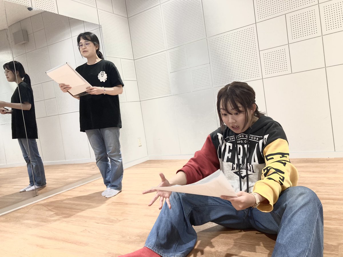 Tempest_Momoe's tweet photo. 本日はこちらの稽古でしたー！🐢

ふたり芝居ってめちゃくちゃ楽しい！✨
身体表現がどこまで出来るか！
手話に触れたことがなかったから、
とても貴重な体験です！！！

11/3 13:30- 成果発表会!!!
なんと500円で観劇できます!!!✨
ぜひお越しください！✨ https://t.co/hhNX7mP8aa