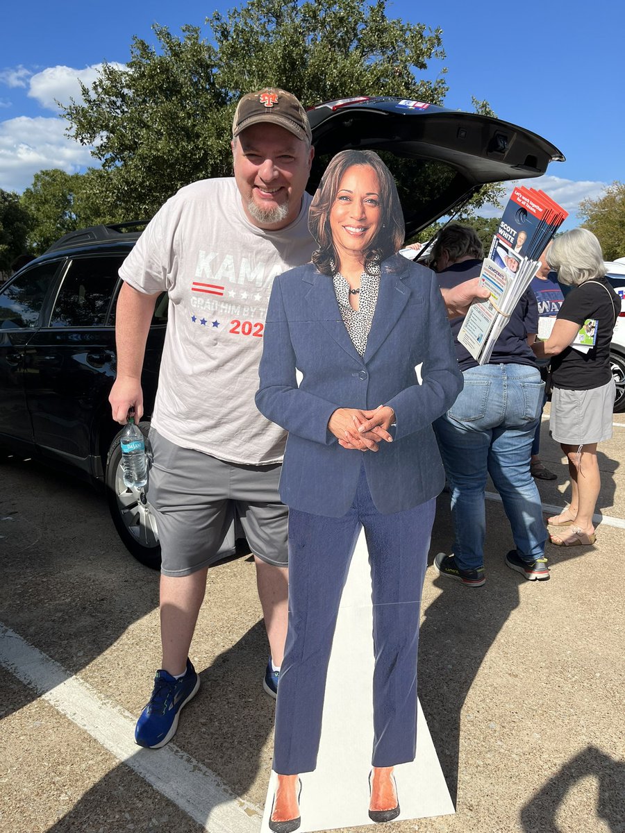 Had a blast blockwalking yesterday in Tarrant County Texas, and guess who joined us this time!