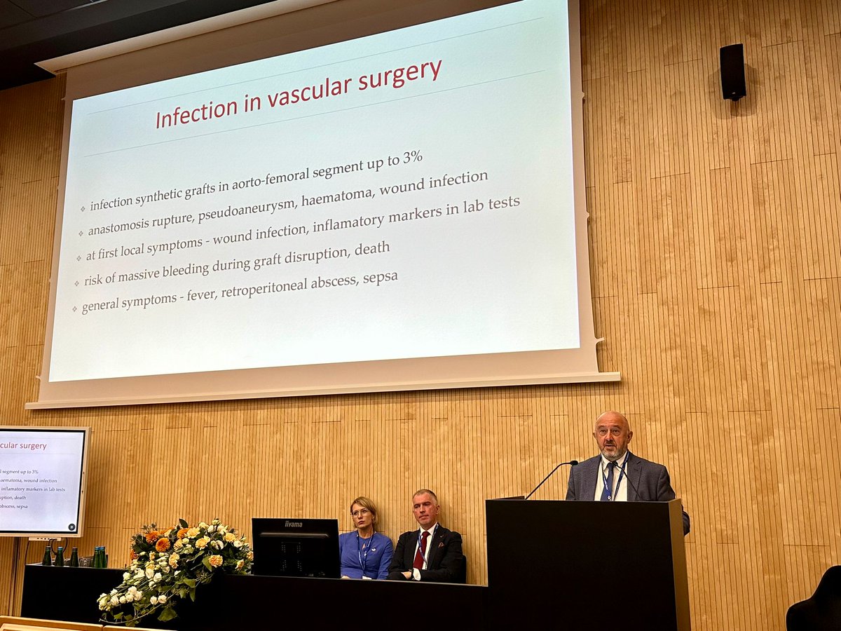 AHP_PAKS's tweet photo. Health Tech Innovation #HTIC by @polsl_pl in Zabrze - special session of @AHP_PAKS. PhD Przemysław Nowakowski @PrzemyslawNowa8: with: "Personal experience with biological matherials (Proxicor matrix) in vascular reconstructions in infected field." Graft infections are still Achilles heel of vascular surgery, availability of biological prosthesis is poor, ProxiCor can be considered for prosthesis formation, in the future we can use a fabric made tube grafts from Proxicor. @NFZ_Katowice @DrKazmierczak @WWojakowski @MNiSW_GOV__PL @MarekGzik @AgencjaBadanMed @Biotechtweetuje @uniwersytet_afm @rynekzdrowia @Puls_Medycyny @MedPraktyczna @MedicalpressPL @CowZdrowiu @NCBR_pl @aotmit @SerwisZdrowie @WprostZdrowie @wkatowicach_eu @SlaskUW @marek_wojcik @Mi_Chudzik @maciejbanach @ESVM_ @FrontCVMedicine @VMJ_SVM @SVM_tweets