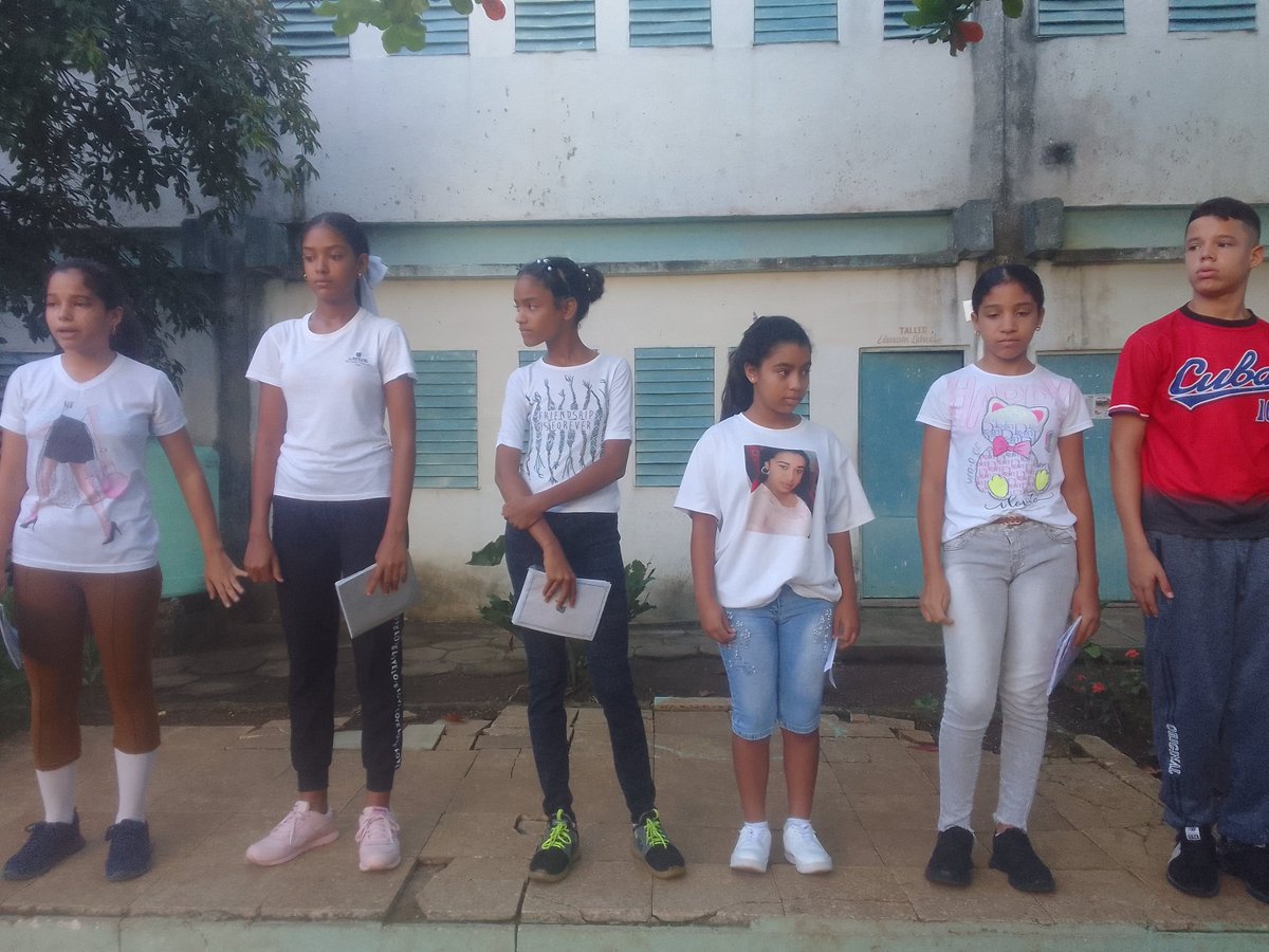 Damos inicio a la semana del movimiento de pioneros exploradores con matutino especial por parte del colectivo de nuestra institución educativa Esbu Mariana Grajales Cuello. #CubaMined