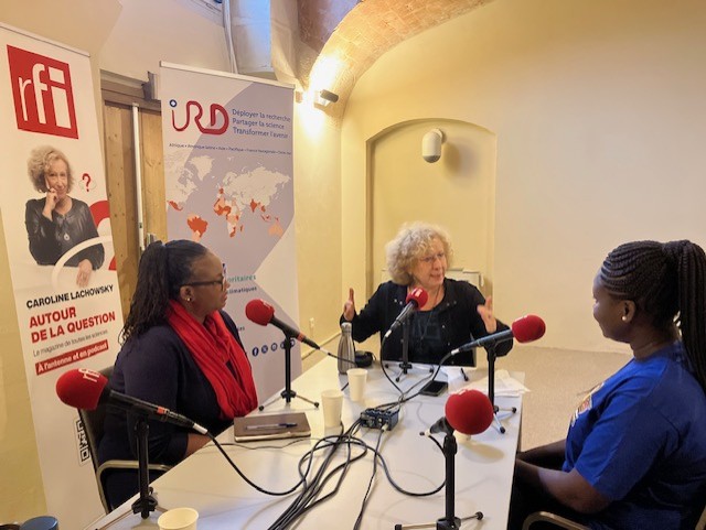 Dans le cadre du forum international #SCIENCE4ACTION avec <a href="/ird_fr/">IRD.fr</a> à Marseille <a href="/V_Verdier_IRD/">Valérie VERDIER</a> @valmasdel paléoclimatologue, Adèle Ouédraogo,  fondatrice de Faso Compost et Michèle Mbo’o-Tchouawou <a href="/AWARDFellowship/">AWARD Fellowships</a>
📻 <a href="/RFI/">RFI</a> à 14H10 Tu, 16H10 heure de Paris
#recherche #sud #Afrique